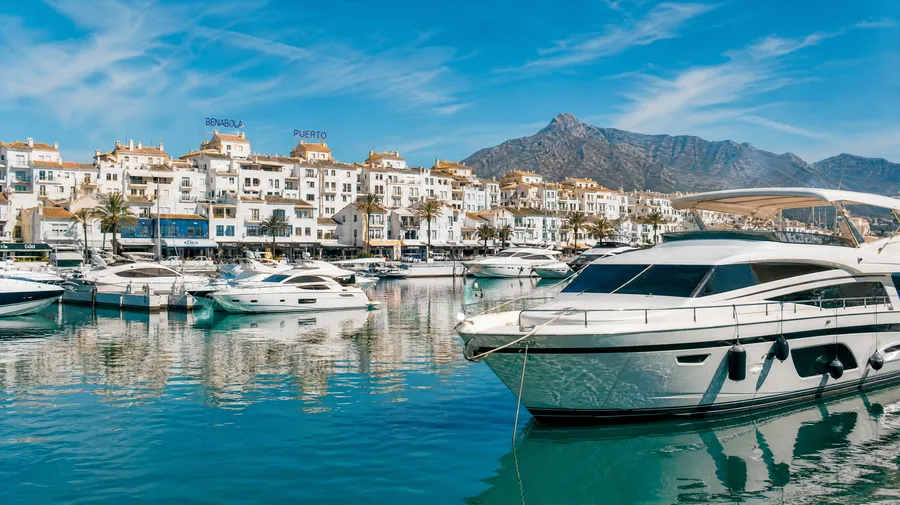 Boat from Marbella to Puerto Banus: Ferry & Catamaran Transfers